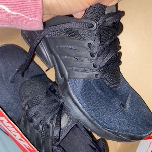 Nike black Prestos